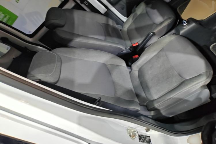 Used Wuling Zhiguang New Energy 2025 Standard Model Right Front Seat