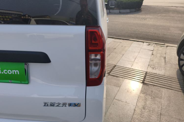 Used Wuling Zhiguang New Energy 2025 Standard Model Right Rear Taillight