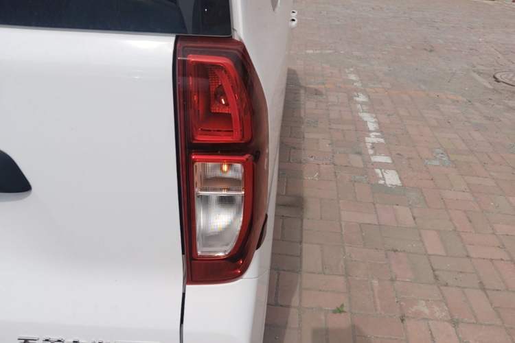 Used Wuling Zhiguang New Energy 2025 Comfort Model Right Rear Taillight