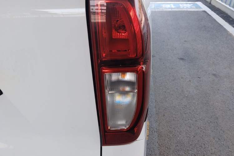 Used Wuling Zhiguang New Energy 2025 Comfort Model Right Rear Taillight