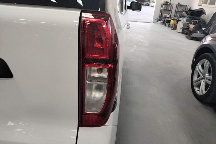 Used Wuling Zhiguang New Energy 2025 Comfort Model Right Rear Taillight