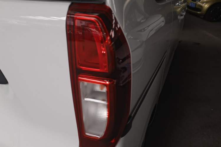 Used Wuling Zhiguang New Energy 2025 Standard Model Right Rear Taillight