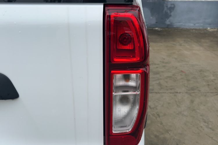 Used Wuling Zhiguang New Energy 2025 Comfort Model Right Rear Taillight