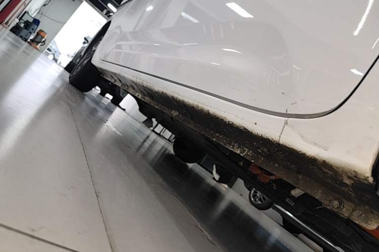Used Wuling Zhiguang New Energy 2025 Comfort Model Right Side Sill