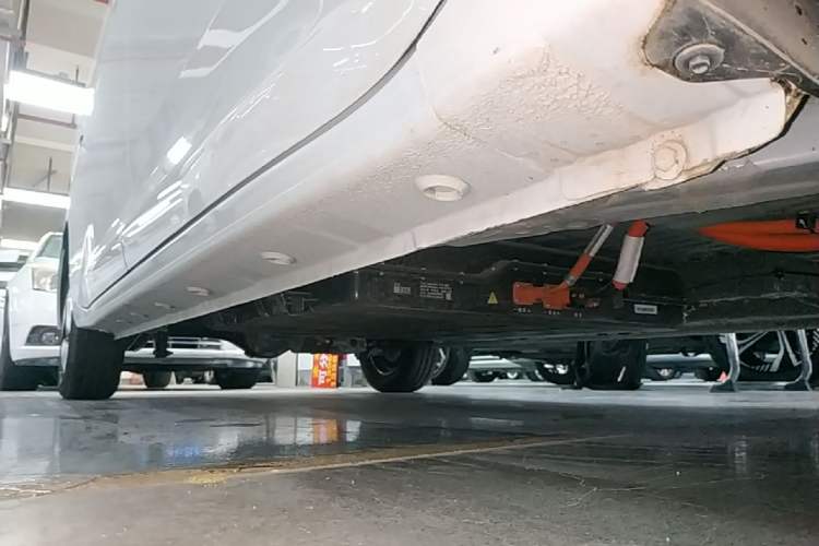 Used Wuling Zhiguang New Energy 2025 Standard Model Right Side Sill