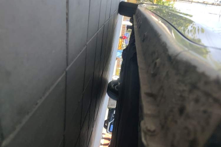 Used Wuling Zhiguang New Energy 2025 Model 305km Ambitious Edition Right Side Sill