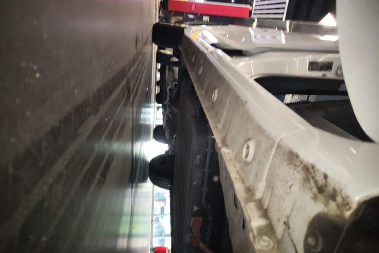 Used Wuling Zhiguang New Energy 2025 Comfort Model Right Side Sill