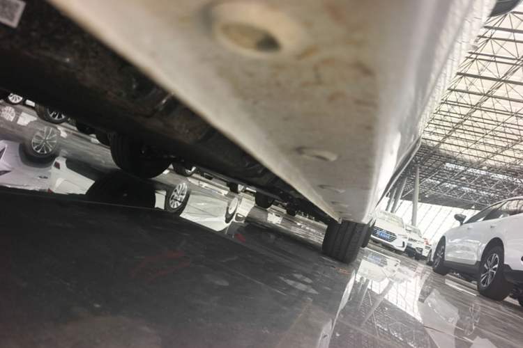 Used Wuling Zhiguang New Energy 2025 Standard Model Right Side Sill