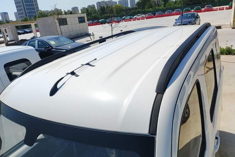 Used Wuling Zhiguang New Energy 2025 Comfort Model Roof
