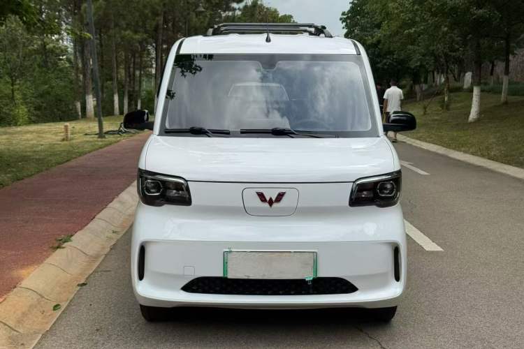 Used Wuling Zhiguang New Energy 2025 Standard Model Roof