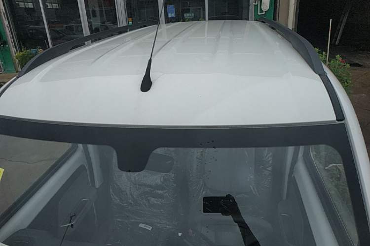 Used Wuling Zhiguang New Energy 2025 Model 305km Ambitious Edition Roof