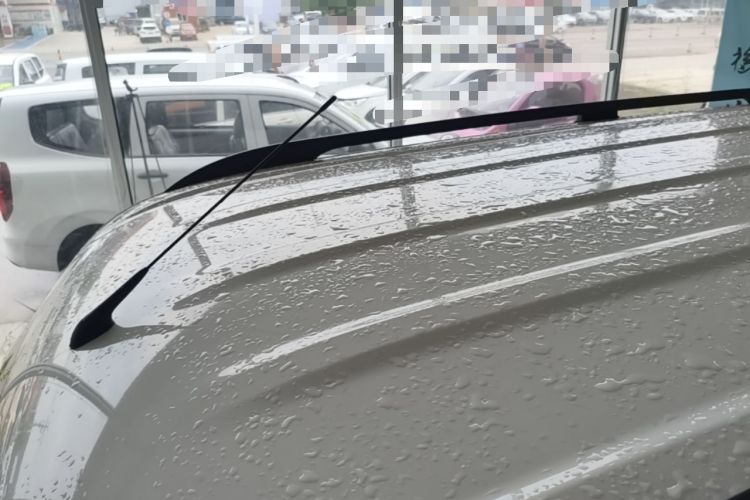 Used Wuling Zhiguang New Energy 2025 Model 305km Ambitious Edition Roof