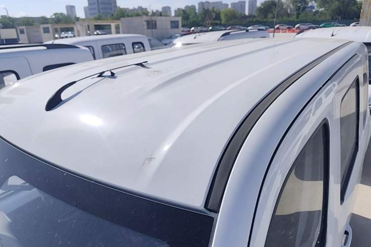 Used Wuling Zhiguang New Energy 2025 Standard Model Roof