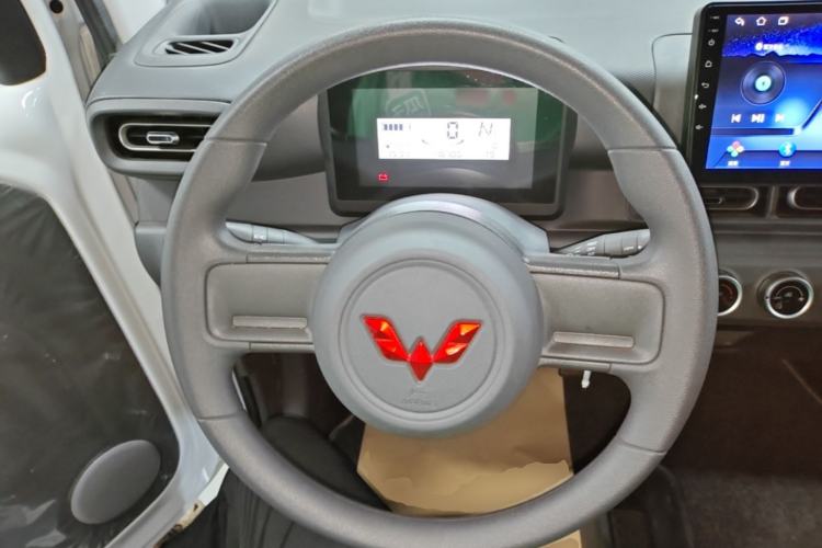 Used Wuling Zhiguang New Energy 2025 Standard Model Steering Wheel