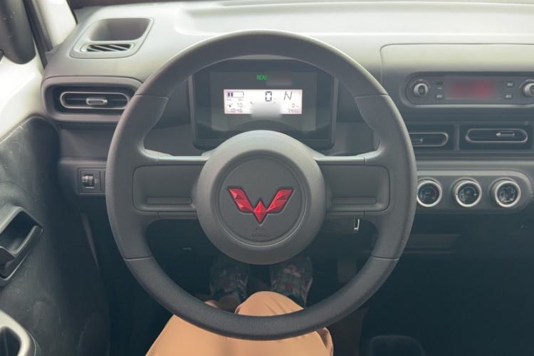 Used Wuling Zhiguang New Energy 2025 Comfort Model Steering Wheel