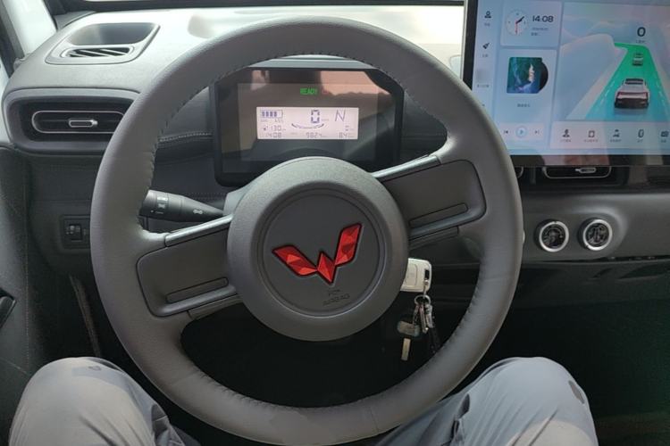 Used Wuling Zhiguang New Energy 2025 Comfort Model Steering Wheel