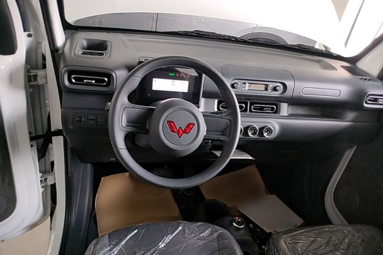 Used Wuling Zhiguang New Energy 2025 Comfort Model Steering Wheel