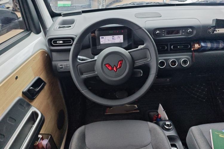 Used Wuling Zhiguang New Energy 2025 Comfort Model Steering Wheel