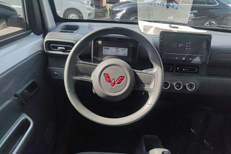 Used Wuling Zhiguang New Energy 2025 Comfort Model Steering Wheel