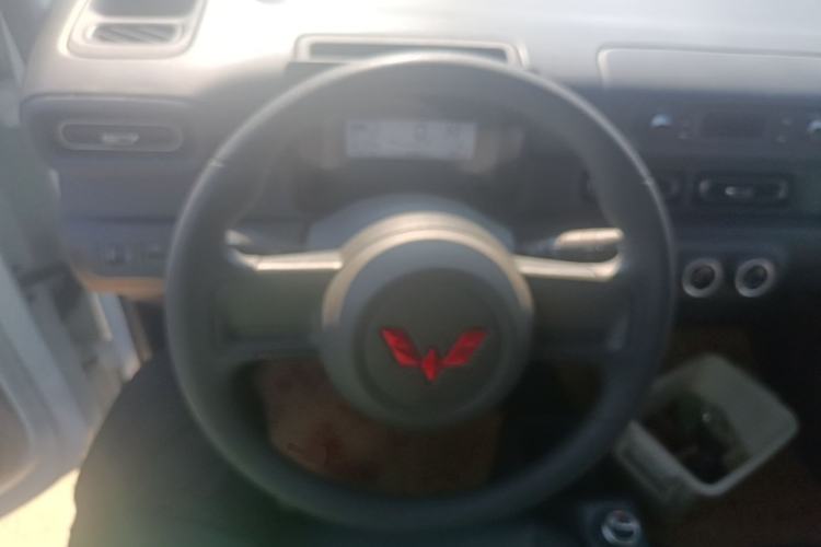 Used Wuling Zhiguang New Energy 2025 Standard Model Steering Wheel