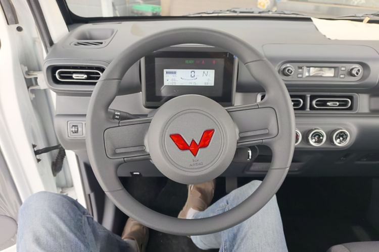 Used Wuling Zhiguang New Energy 2025 Comfort Model Steering Wheel
