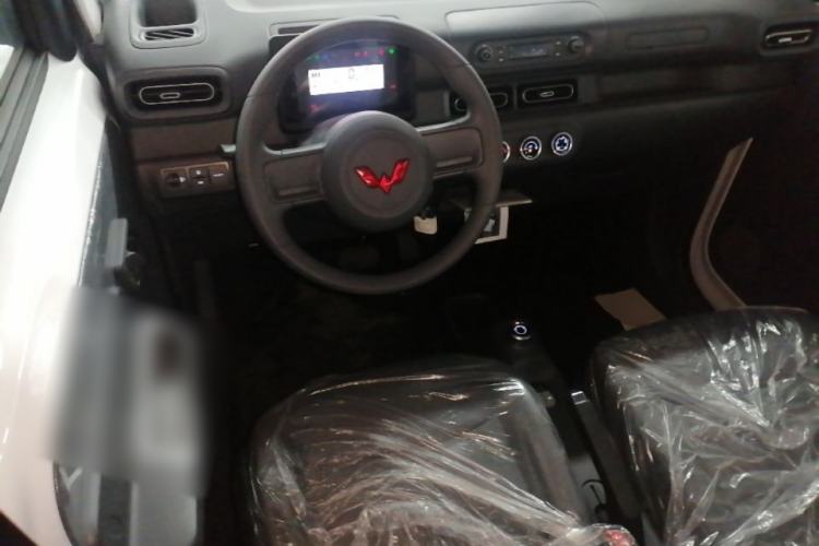 Used Wuling Zhiguang New Energy 2025 Comfort Model Steering Wheel