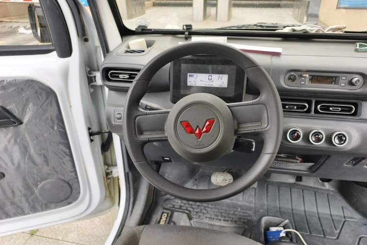 Used Wuling Zhiguang New Energy 2025 Comfort Model Steering Wheel