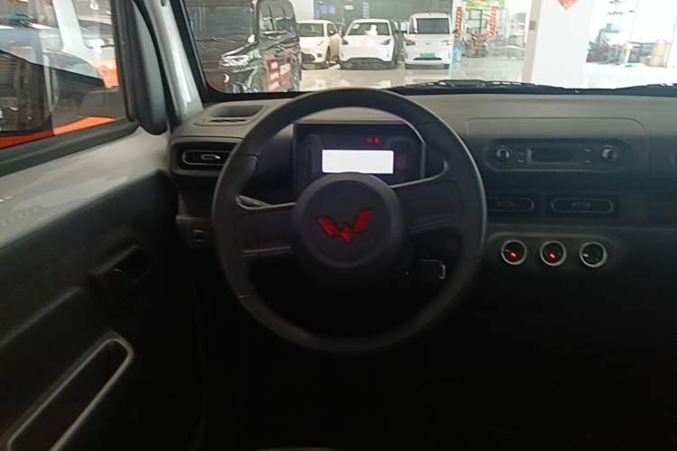 Used Wuling Zhiguang New Energy 2025 Comfort Model Steering Wheel