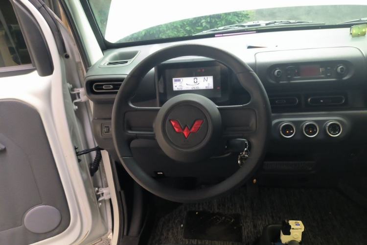 Used Wuling Zhiguang New Energy 2025 Comfort Model Steering Wheel