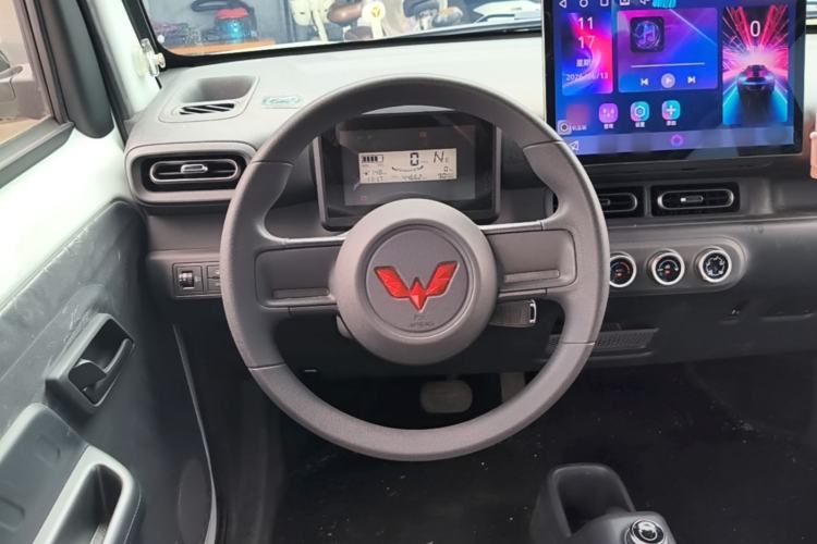 Used Wuling Zhiguang New Energy 2025 Comfort Model Steering Wheel