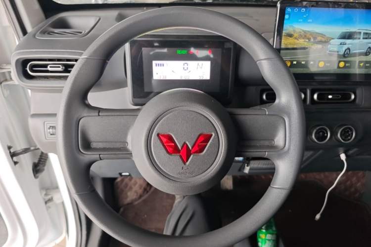 Used Wuling Zhiguang New Energy 2025 Comfort Model Steering Wheel