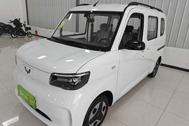 Used Wuling Zhiguang New Energy 2025 Model 305km Ambitious Edition