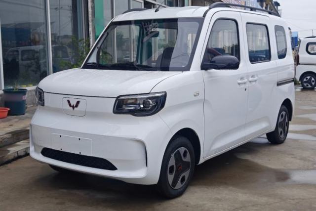 Used Wuling Zhiguang New Energy 2025 Model 305km Ambitious Edition
