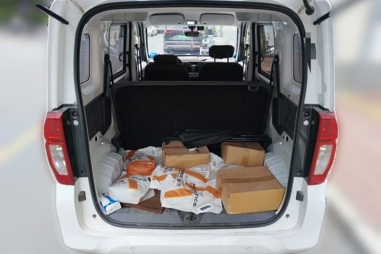 Used Wuling Zhiguang New Energy 2025 Comfort Model Trunk