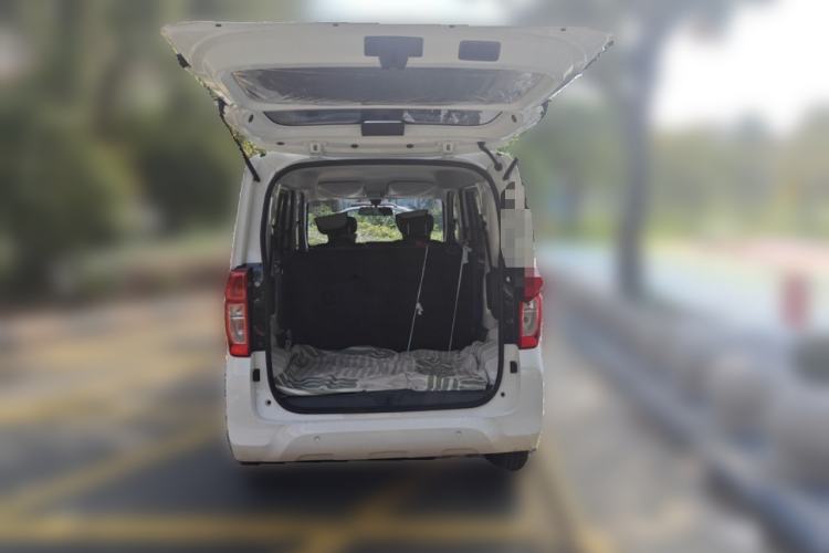 Used Wuling Zhiguang New Energy 2025 Standard Model Trunk