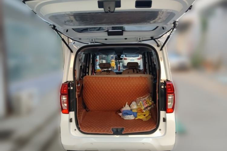 Used Wuling Zhiguang New Energy 2025 Standard Model Trunk