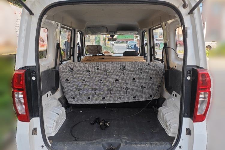 Used Wuling Zhiguang New Energy 2025 Model 305km Ambitious Edition Trunk