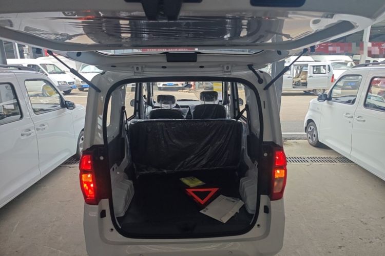 Used Wuling Zhiguang New Energy 2025 Model 305km Ambitious Edition Trunk