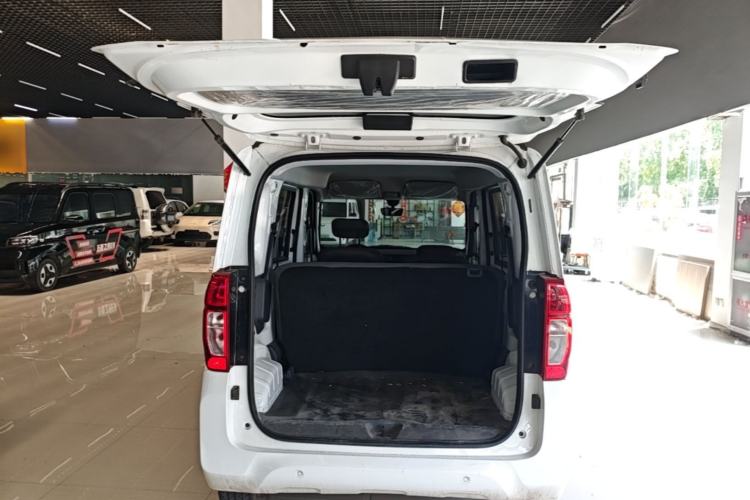Used Wuling Zhiguang New Energy 2025 Comfort Model Trunk