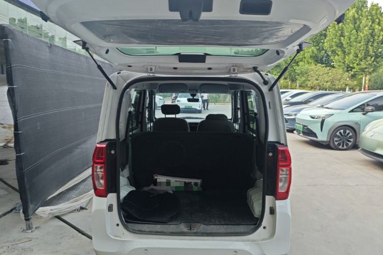 Used Wuling Zhiguang New Energy 2025 Standard Model Trunk