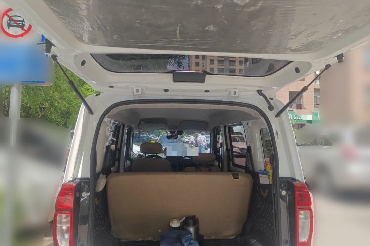 Used Wuling Zhiguang New Energy 2025 Standard Model Trunk