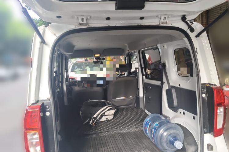 Used Wuling Zhiguang New Energy 2025 Standard Model Trunk