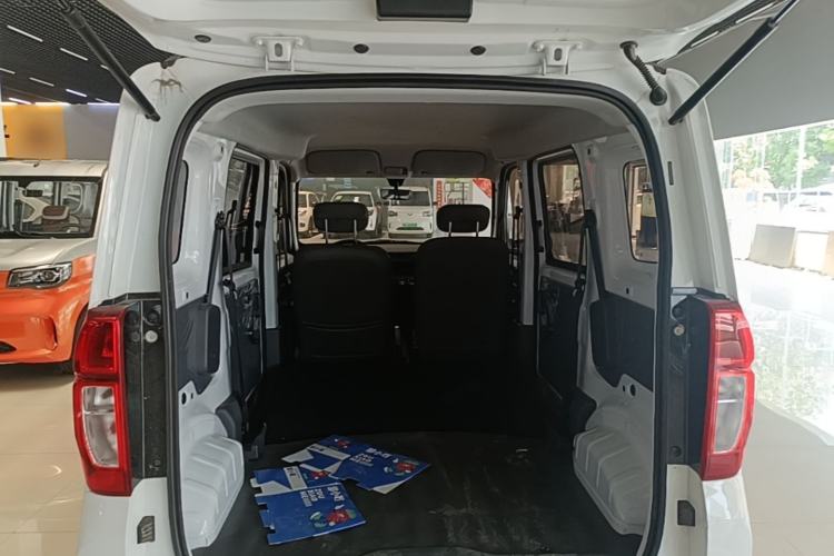 Used Wuling Zhiguang New Energy 2025 Comfort Model Trunk
