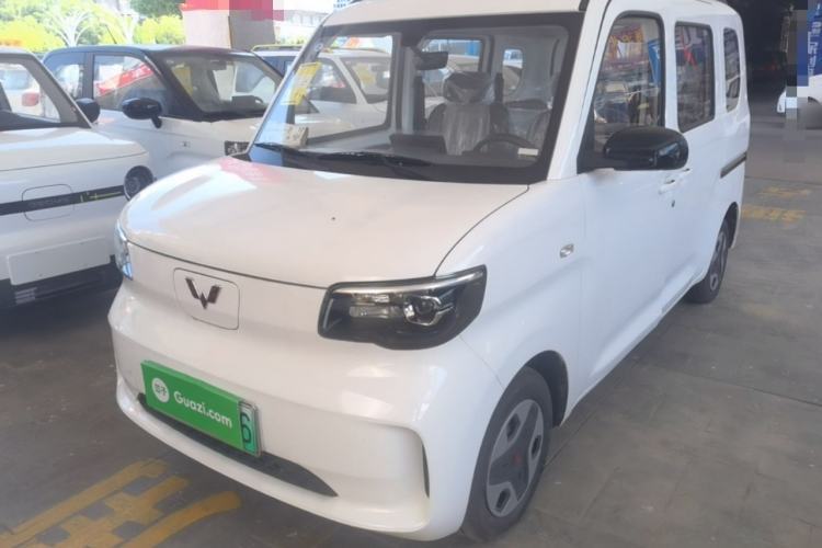 Used Wuling Zhiguang New Energy 2025 Model 305km Ambitious Edition Guazi used car, China used car export, Used car for sale, Used Wuling cars, Cheapest cars for sale, Electric vehicle, New energy car