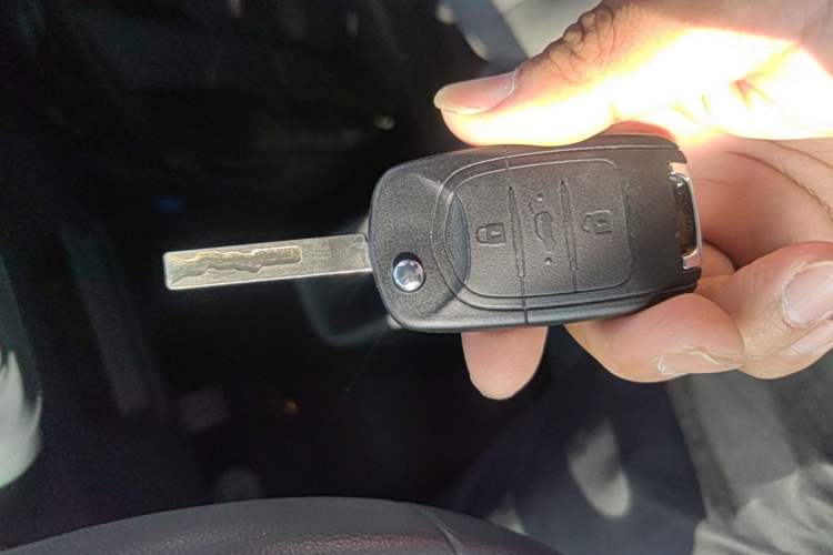 Used Wuling Zhiguang New Energy 2025 Comfort Model Vehicle Key