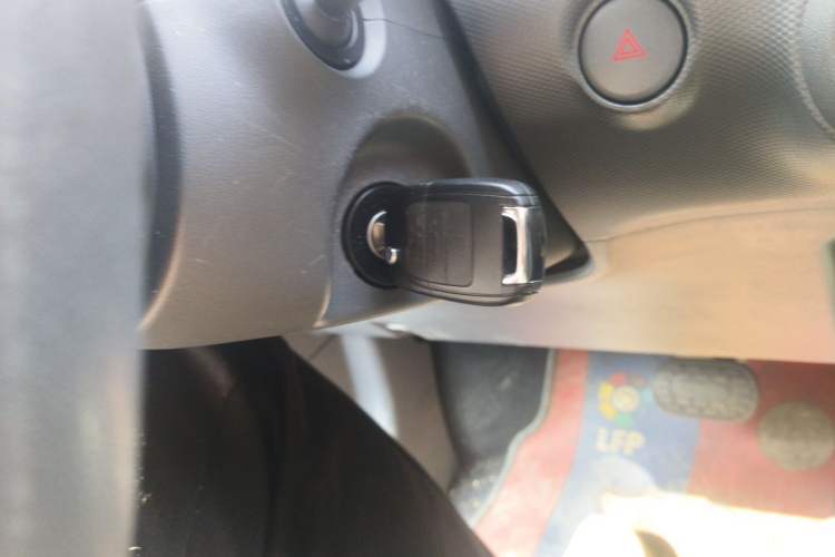 Used Wuling Zhiguang New Energy 2025 Comfort Model Vehicle Key