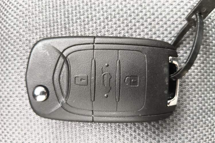 Used Wuling Zhiguang New Energy 2025 Comfort Model Vehicle Key