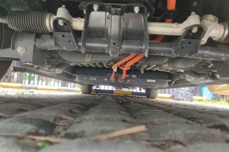 Used Wuling Zhiguang New Energy 2025 Comfort Model Chassis Front