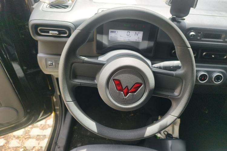 Used Wuling Zhiguang New Energy 2025 Comfort Model Steering Wheel
