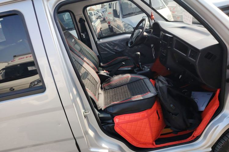 Used Wuling Zhiguang Small Truck 2023 1.5L Double-Cab LAR Right Front Seat